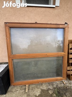 Régi fa ablak 