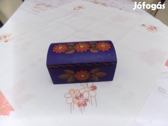 Régi fa festett motívumokkal ékszerdoboz eladó