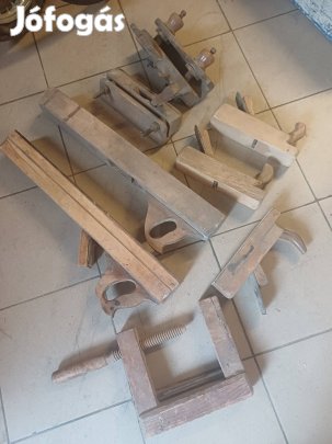 Régi fa gyalu.