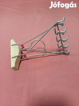 Régi fa szoknya vállfa fogas eladó !