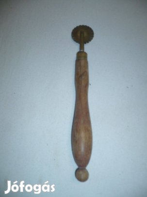 Régi fanyelű derelyevágó