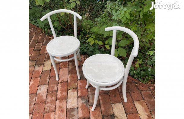 Régi fehér thonet jellegű kerti konyhai székek
