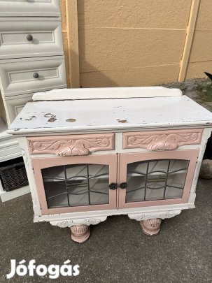 Régi felújítandó szekrény 48000 ft bp.17 ker