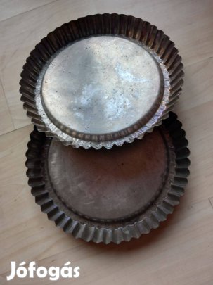 Régi fém piskóta formák átm23-24cm