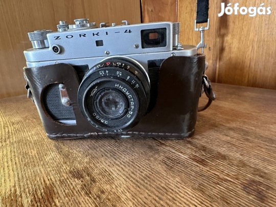 Régi fényképező, tokkal