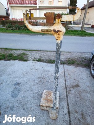 Régi florenz öntöttvas orvosi , kórházi mérleg , működik !