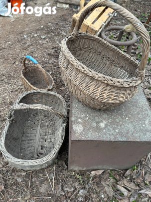 Régi fonott kosarak