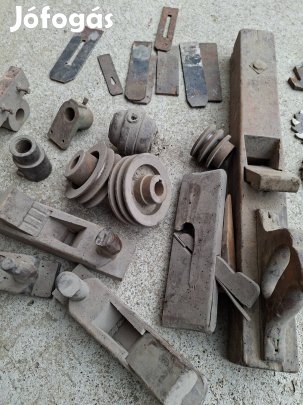 Régi gyaluk és marókések eladók ,tárcsák 