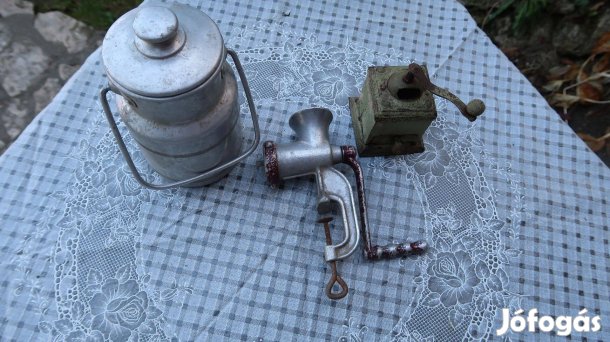 Régi gyerekjáték: kanna,húsdaráló,kávédaráló