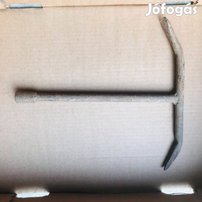 Régi gyertyakulcsok egyben