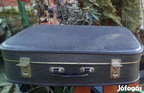 Régi használt bőrönd, zár működik, kívűl kopások 61x 48x 17 cm