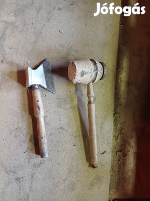 Régi hús klopfoló.