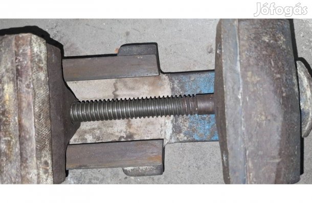 Régi idők satuja, KV 140 satu