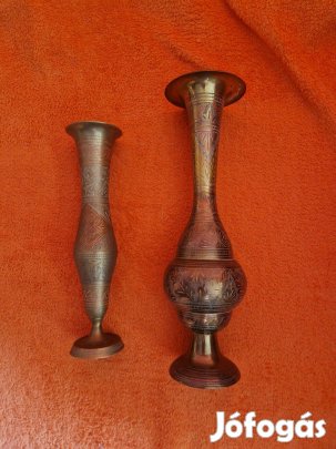 Régi indiai réz vázák 2db