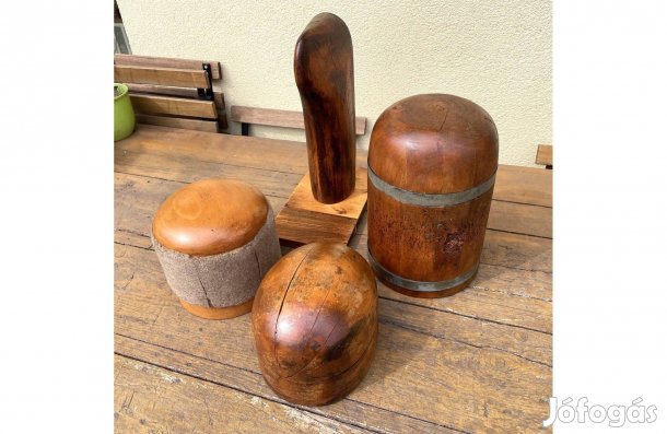 Régi kalapforma kalaptuskó antik kalaptartó kirakati dekoráció