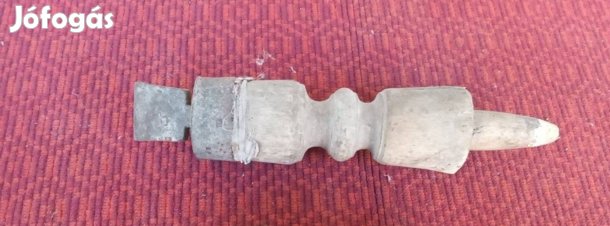 Régi kaszaverő üllő eladó