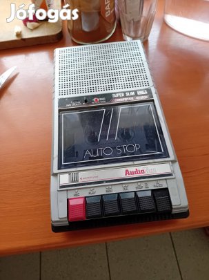 Régi kazettás magnó eladó