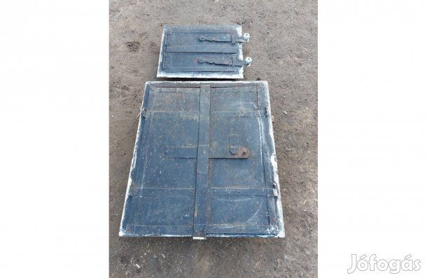 Régi kemenceajtó 2 db