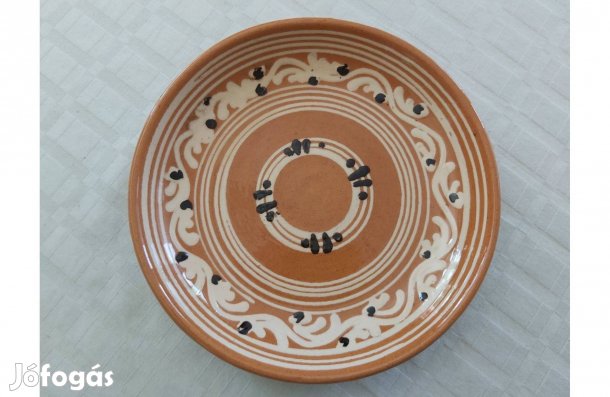 Régi kerámia dísztányér