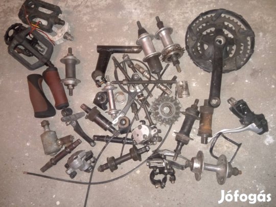 Régi kerékpár alkatrészek 