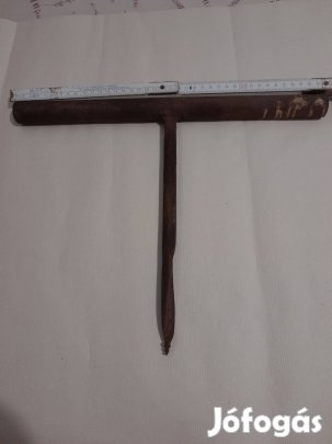 Régi kézi fúró lyukasztó 40x32x3cm