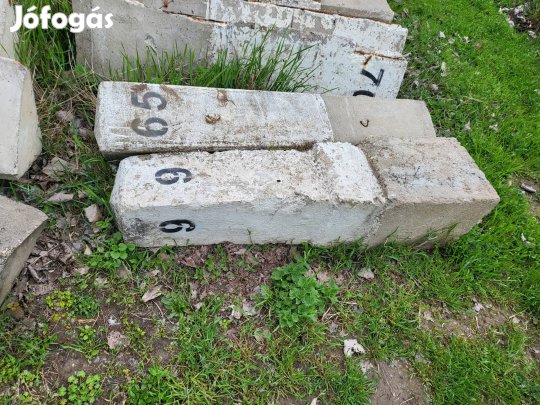 Régi kilométer kő 