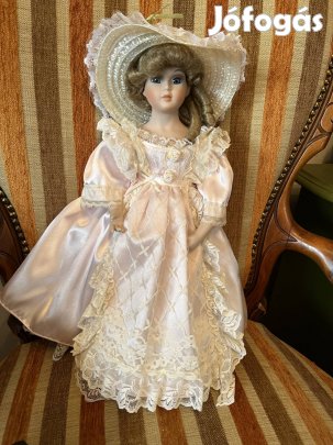Régi kisasszony baba 45 cm eladó bp.17 ker