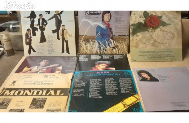 Régi könnyűzenei nagylemezek egyben ( 8 db)