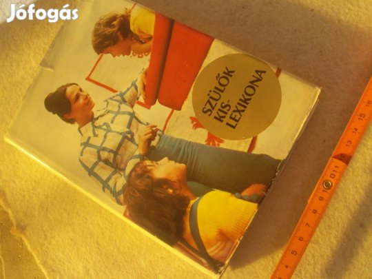 Régi könyv új állapotban (szülők kislexikona)