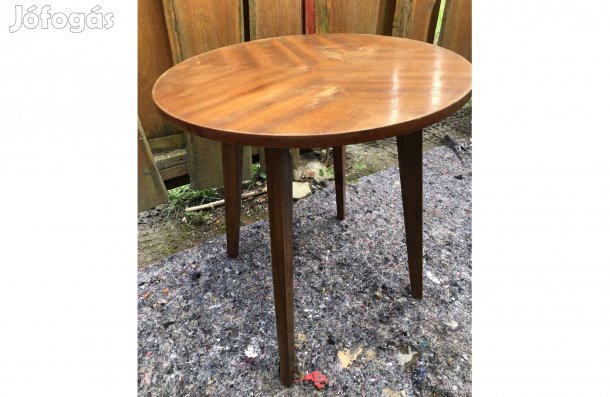Régi körasztal ,fa asztal 18000 Ft :Lenti