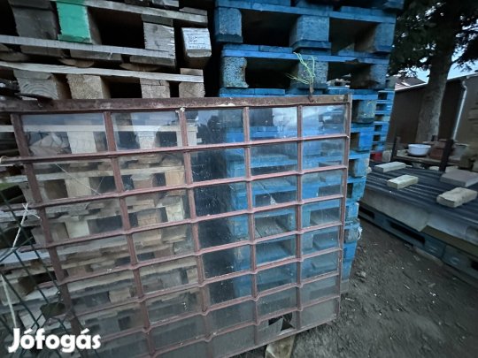 Régi kovácsoltvas ablak eladó