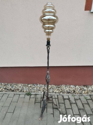 Régi kovácsoltvas állolámpa