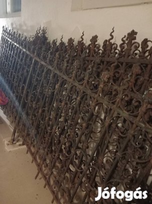 Régi kovácsoltvas kerítés 20 méter 