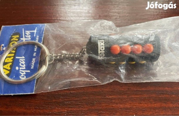 Régi kulcstartó Főtaxi Bábel torony reklám retro emléktárgy