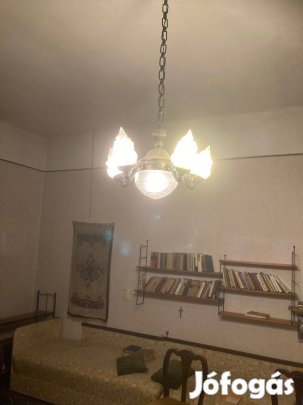 Régi lámpák, csillárok