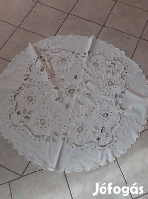 Régi lenvászon hímzett azsúrozott kerek terítő átm 100cm hibátlan