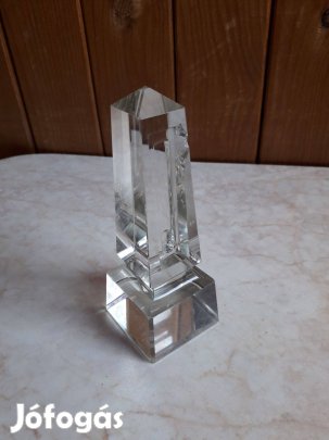 Régi levélnehezék üveg obeliszk