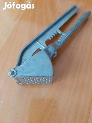 Régi maszív vas fokhagyma kinyomó és kupak nyitó