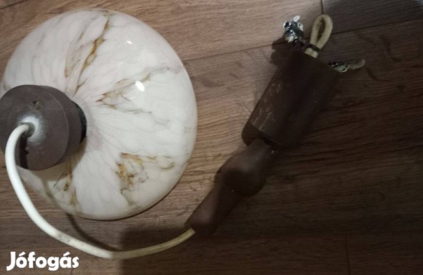 Régi mennyezeti lámpa