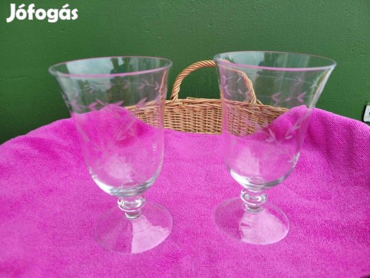 Régi metszett mintás üveg kehelyk 2 db