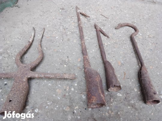 Régi mezőgazdasági szerszámok 