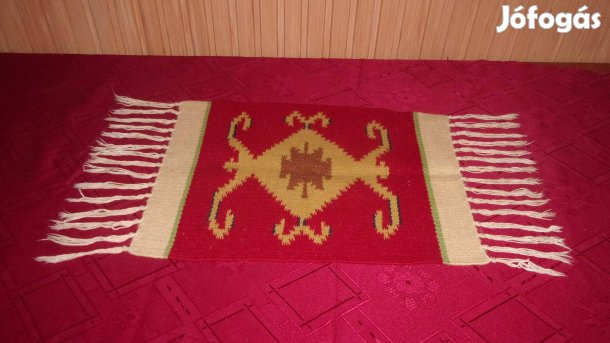 Régi mini szőnyeg