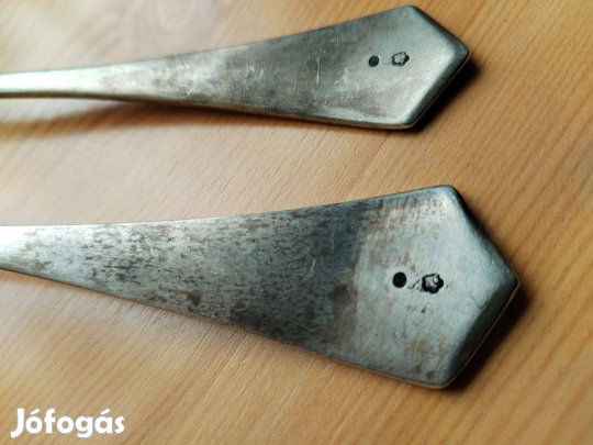 Régi monogrammos antik villa és nagykanál