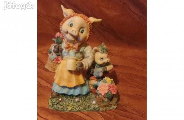 Régi műgyanta figura kertész malac mama gyermekével