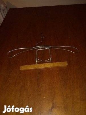 Régi nadrágtartós öltöny fogas eladó