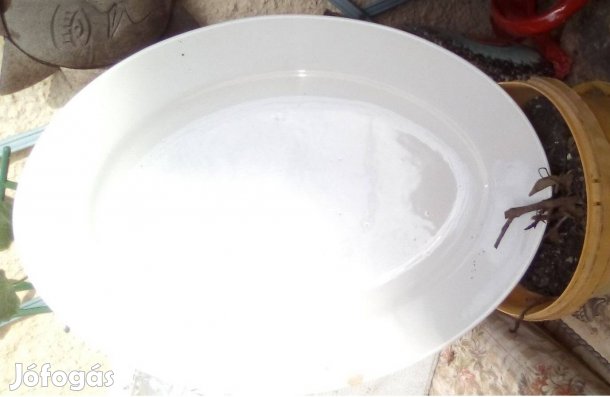 Régi nagy cseréptál lagzikban használt, picit hibás Személyes átvétel