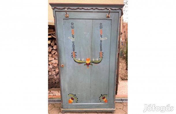 Régi népi festett előszoba szekrény előszoba fal paraszti bútor