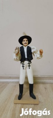 Régi népviseletes Román származású baba - 1976, Kalocsai viselet