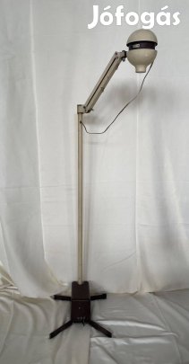 Régi nőgyógyászati álló lámpa