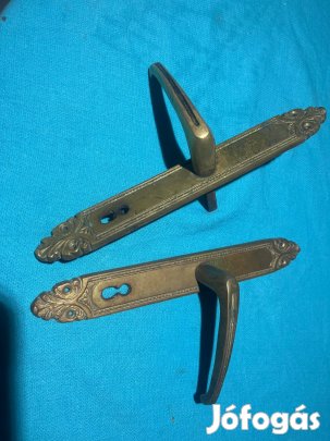 Régi öntött réz kilincs szettek